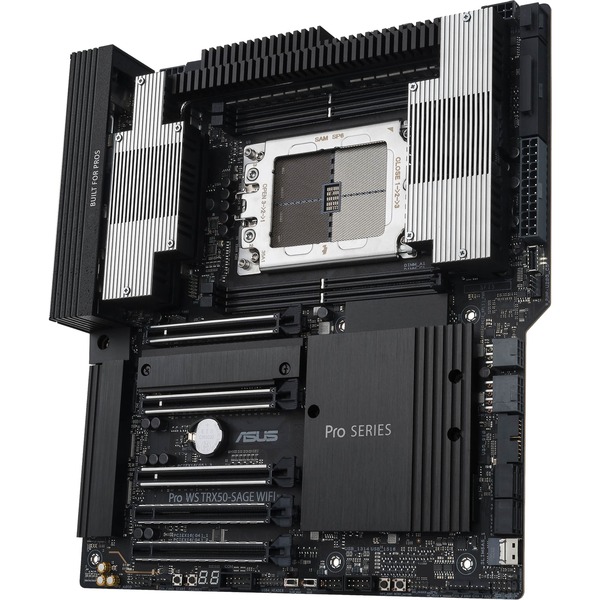 Foto 4 van ASUS PRO WS TRX50-SAGE WIFI socket sTR5 moederbord