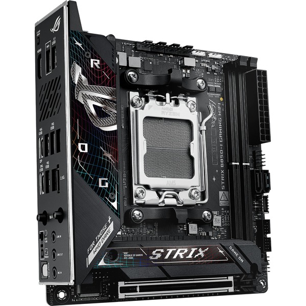 Foto 3 van ASUS ROG STRIX B850-I GAMING WIFI socket AM5 moederbord