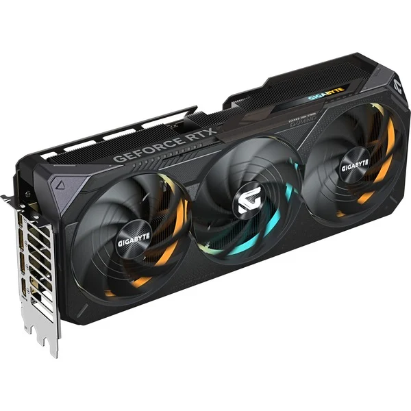 Foto 4 van GIGABYTE GeForce RTX 5070 Ti GAMING OC 16G grafische kaart
